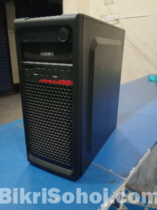 Desktop Computer  Core i3 – 4130 CPU